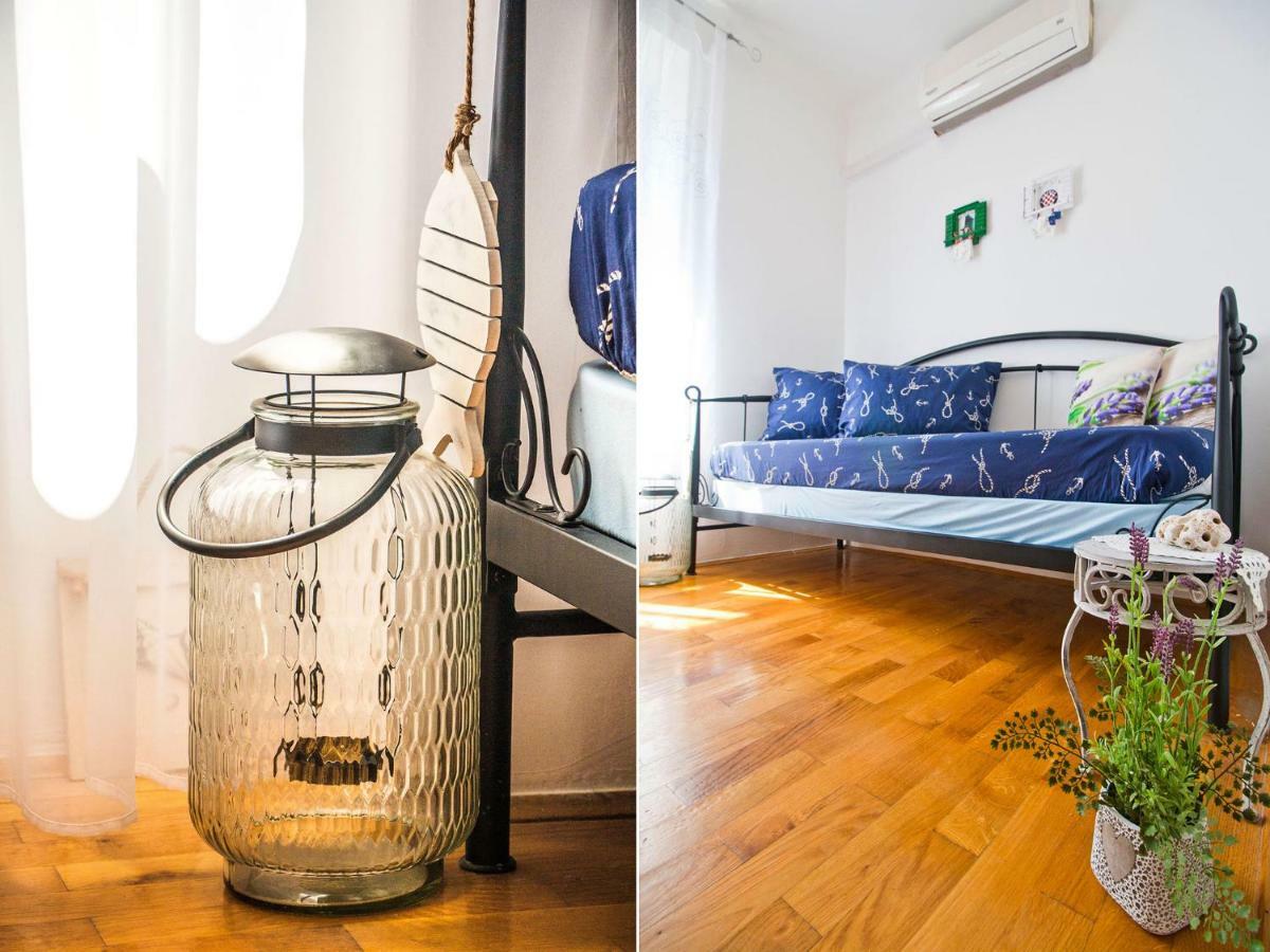 Double A Split Apartment ภายนอก รูปภาพ